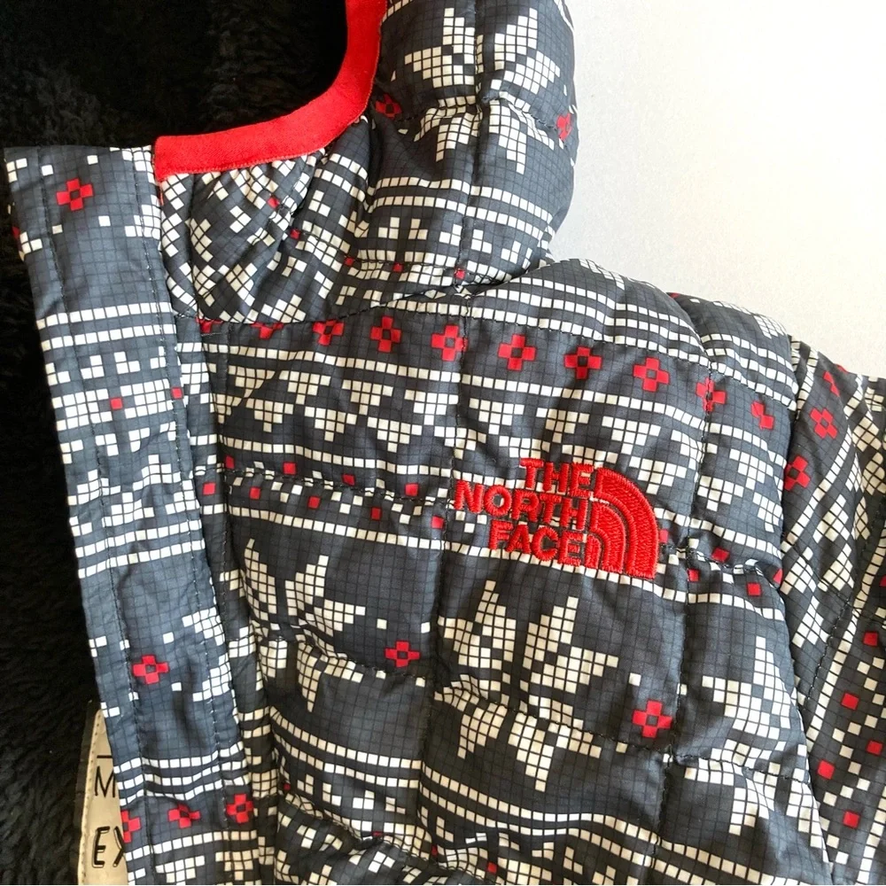 The North Face Thermoball bunting snowsuit baby 6-12 months fair isle Sherpa zip_4